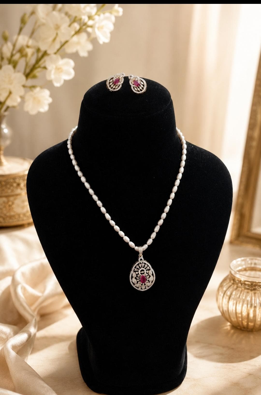 Rice Pearl set with pendents and earrings